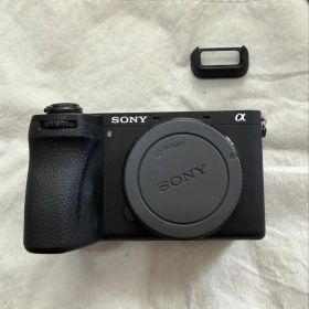 【ほぼ新品】 SONY α6700 カメラボディ
