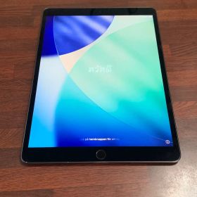 【訳あり美品】iPad Air (第3世代) 64GB Wi-Fiモデル