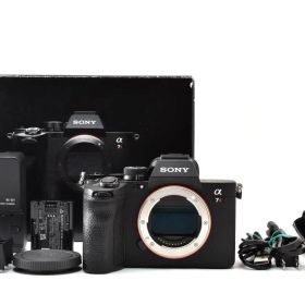 ★極上美品★《ショット数9,561回》ソニー SONY α7R V ボディ [ILCE-7RM5]★ YMA2191＃26