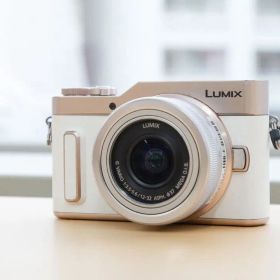 LUMIX DC-GF10 ホワイト×ピンクゴールド