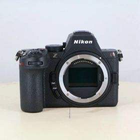 【中古】(ニコン) Nikon Z5 II ボディ