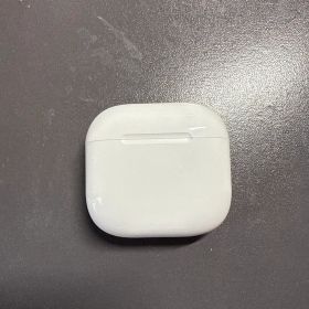 Apple AirPods 第4世代