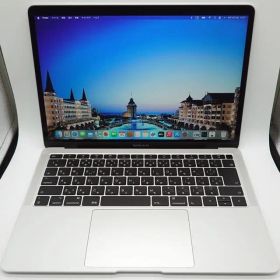 【美品】MacBook Air 2019 i5/8GB/256GB_SLV