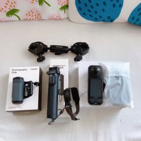 Insta360 X5 8K アクションカメラ アクセサリー多数