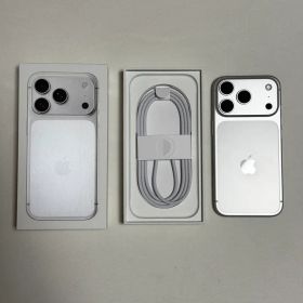 iPhone 17 Pro 256GB シルバー SIMフリー バッテリー100