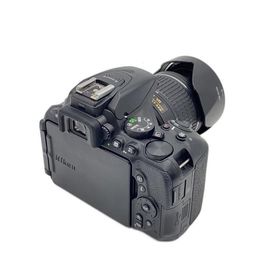 Nikon◆デジタル一眼カメラ D5600 18-55 VR レンズキット//