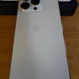美品 iPhone 13 Pro 本体 256GB 箱あり