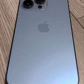 Apple iPhone 13 Pro 本体