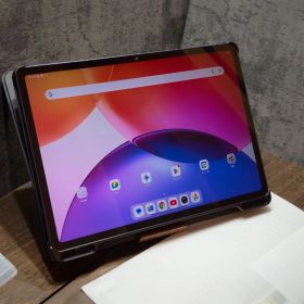 美品 TCL TAB A1 Plus Androidタブレット