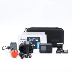 GoPro HERO12 Black アクセサリーセット｜5.3K動画対応 アクションカメラ｜強力手ブレ補正・防水・Vlog／スポーツ撮影向け ゴープロ【中古】