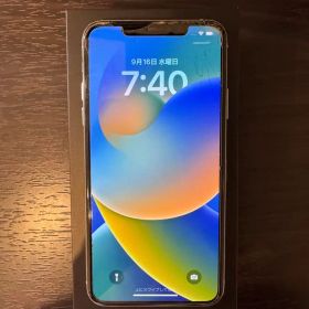 Apple￤iPhone11 Pro Max 256GB シルバー