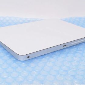【美品】Apple 純正 Magic Trackpad 3 ホワイト