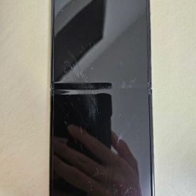 Galaxy ZFlip4 128GB docomo版 訳あり