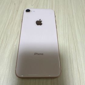 Apple iPhone 8 本体 ゴールド または ピンク