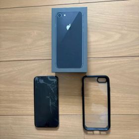 【ジャンク品】Apple iPhone8 本体 画面割れ 256GB 箱付き