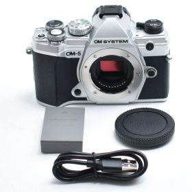 B#13509 OM SYSTEM/オリンパス OM-5 ボディー シルバー