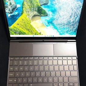 GPD WIN Max 2 2023(7840U)32GB/2TB