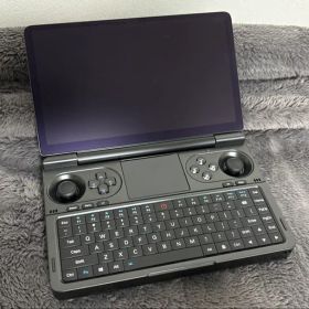 GPD WIN Mini 2024(8840U/32GB/2TB)