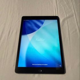 【美品】iPad 第9世代 64GB Wi-Fiモデル /