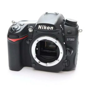 【中古品】《難有品》Nikon D7000 ボディ[デジタルカメラ]