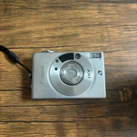 ジャンク品 Canon IXY 320本体のみ コンパクトデジタルカメラ