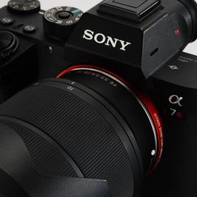 バッテリー2個 SONY α7RIII 4240万画素 差をつける 606