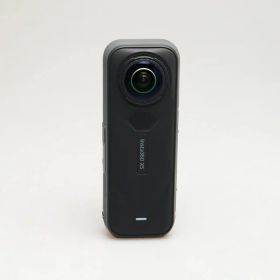 【中古】 (その他) その他 INSTA360 X5 エッセンシャルハンドル CINSAAHA-X504【中古ビデオカメラ 中古ウェアラブルカメラ・アクションカム】 ランク：AB