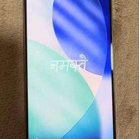 【美品】値下げ交渉可！iPhone 16 Pro 256GB デザートチタニウム