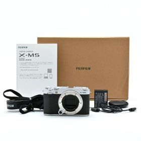 ■ 美品 ■ フジフィルム FUJIFILM X-M5 ボディ シルバー 《ショット数 2,871回、元箱付属》