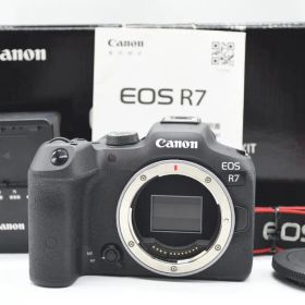 ★美品★ キヤノン Canon EOS R7 ボディ 17,000ショット！