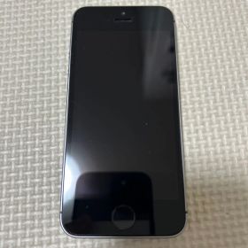 Apple iPhone SE 本体