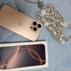 iPhone 16 Pro Max 256GB デザートチタニウム