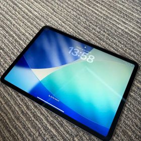 iPad Pro 11インチ 第2世代 128GB MY232J/A