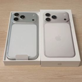Apple iPhone 17 ProMax シルバー