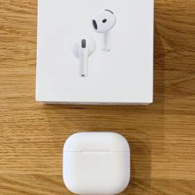 Apple AirPods 4 ANC搭載モデル