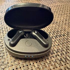 Anker Soundcore Life P2 Mini ブラック