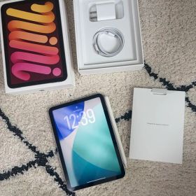 iPad mini 第7世代(A17pro)Wi-Fi 128GB スターライト