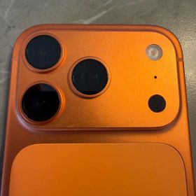 【美品】iPhone17Pro 256GB SIMフリー コズミックオレンジ