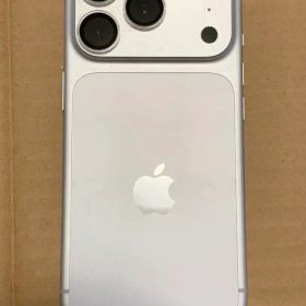 Apple iPhone17PRO 256GB すぐに発送できません。