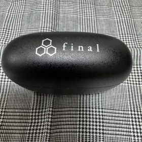 final TONALITE トナリテ ワイヤレスイヤホン 付属品完備 美品
