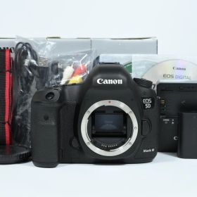 Canon EOS 5D Mark III ボディ 《ショット数9214》