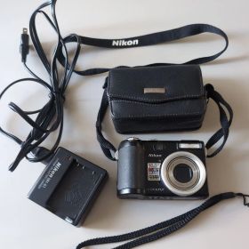 Nikon COOLPIX P5000 デジタルカメラ 本体 動きません