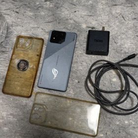 ASUS ROG Phone 8 16/256gb 本体