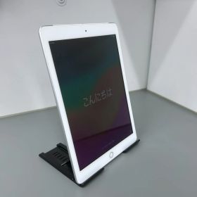 [157] 【状態：イヤホンジャックつまり・画面傷多】iPad 第6世代 Wi-Fi+セルラーモデル 32GB シルバー | あいぱっど アイパッド タブレット 中古iPad iPad本体 ipad A1954