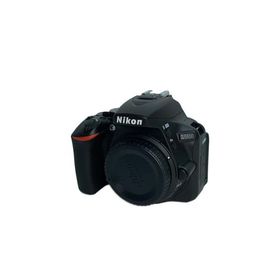 Nikon◆デジタル一眼カメラ D5600 ダブルズームキット