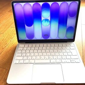 MacBook Neo シルバー 13インチ 256GBストレージ