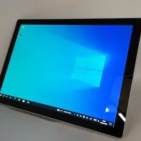 【中古】Microsoft Surface Pro (第5世代) (i5 8G 256G)【大宮東口】保証期間１ヶ月【ランクC】