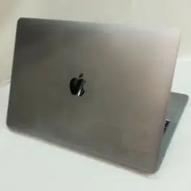 【中古】Apple MacBook Air 13インチ CTO (M1・2020) スペースグレイ Apple M1(CPU:8C/GPU:8C)/16G/1T【川崎】保証期間１ヶ月【ランクC】
