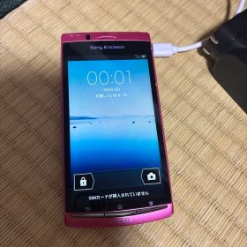 Sony Ericsson XPERIA Arc本体 ピンク