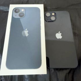 Apple iPhone 13 本体 ブラック SIMフリー 箱あり
